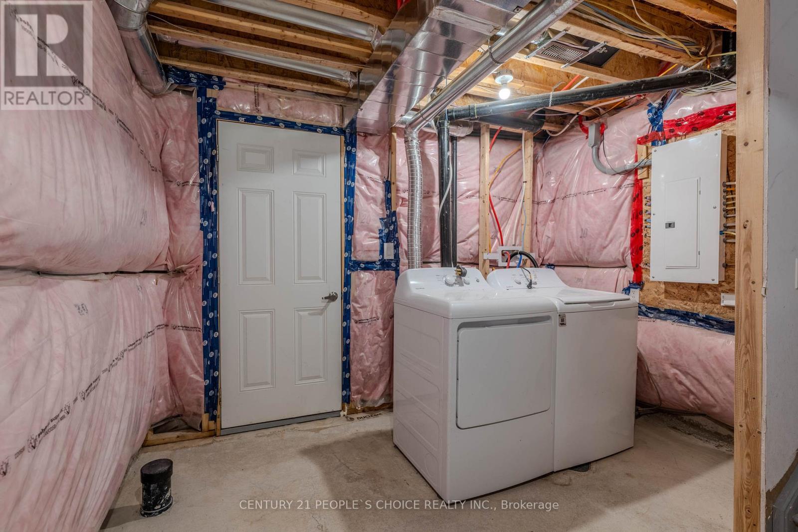 69 Central Square Boulevard, Wasaga Beach, Ontario  L9Z 0L9 - Photo 28 - S12955816