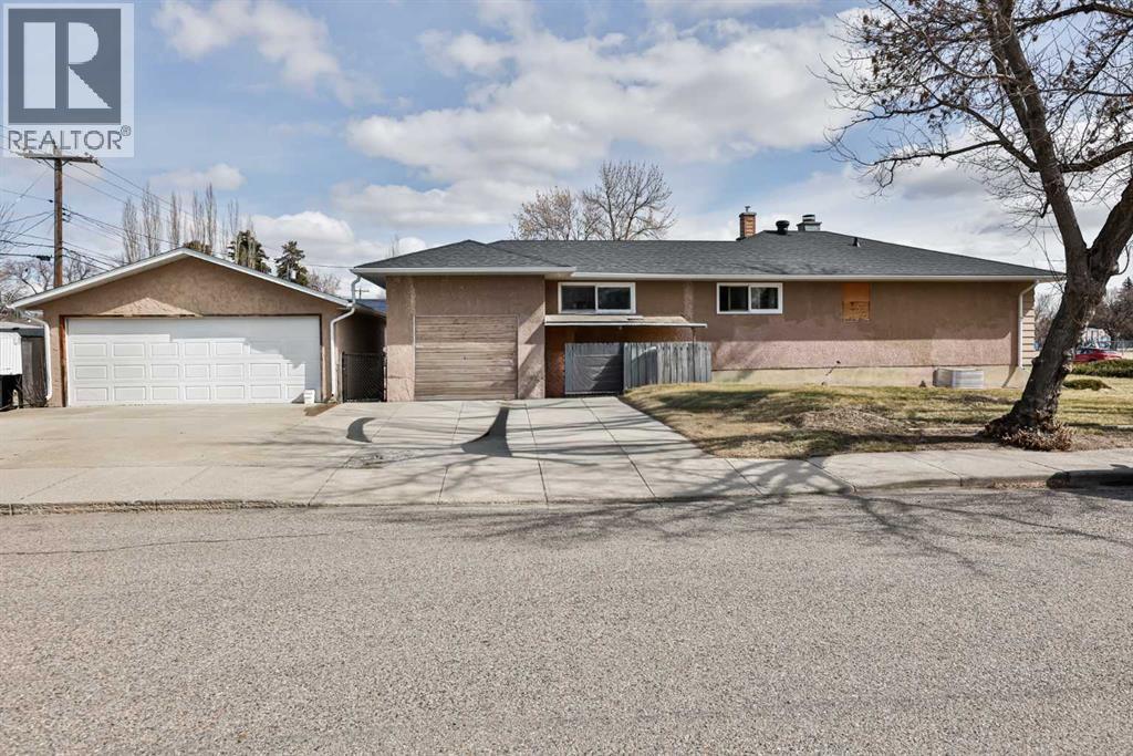 2201 13 Avenue S, Lethbridge, Alberta  T1K 0S6 - Photo 2 - A2298917