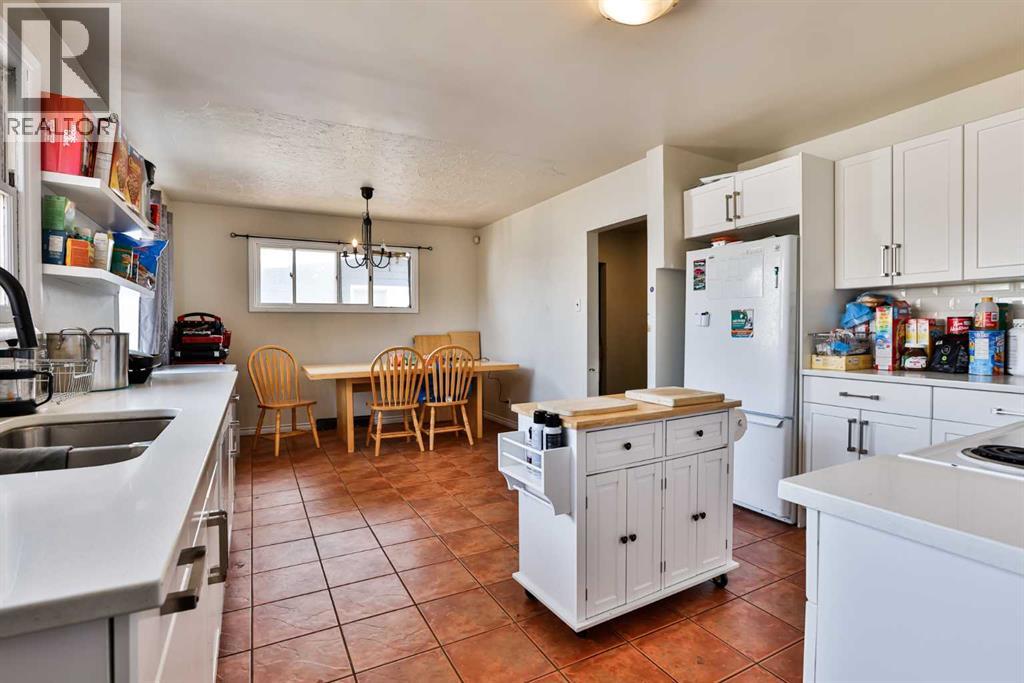 2201 13 Avenue S, Lethbridge, Alberta  T1K 0S6 - Photo 9 - A2298917