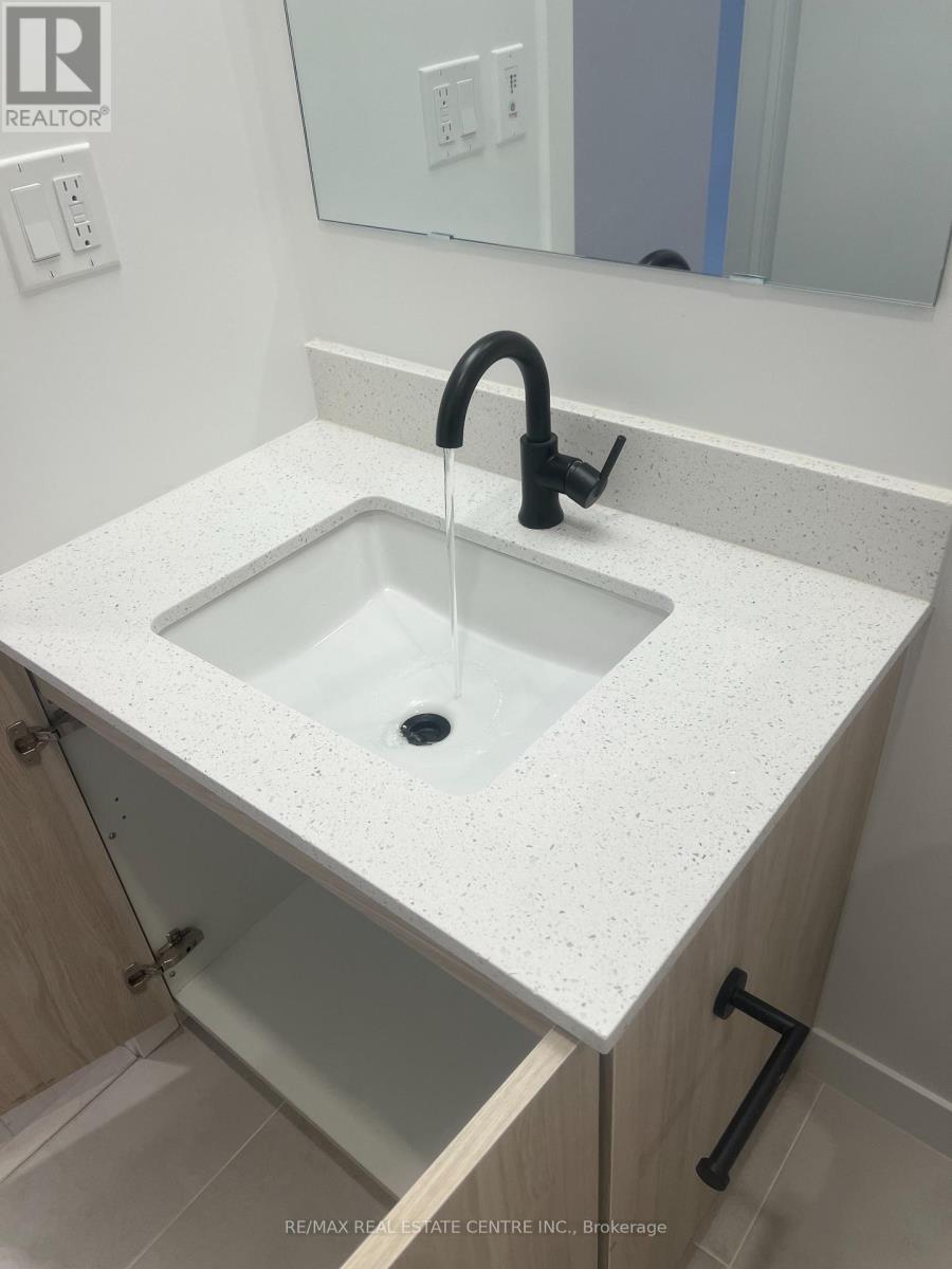 119 - 4878 Powers Common, Burlington, Ontario  L7M 0W7 - Photo 6 - W12955820