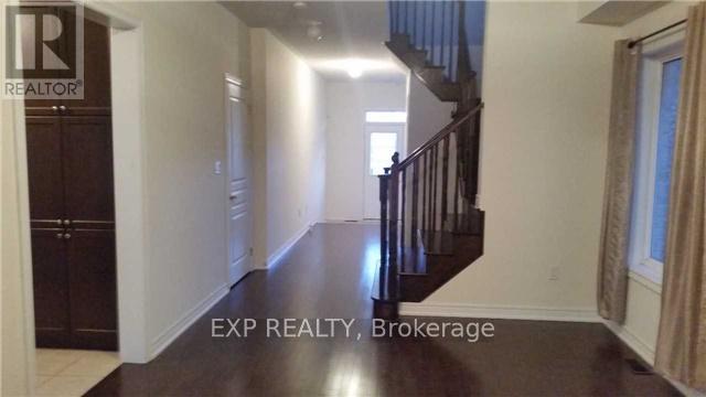 92 Meltwater Crescent, Brampton, Ontario  L6P 3W5 - Photo 4 - W12955858