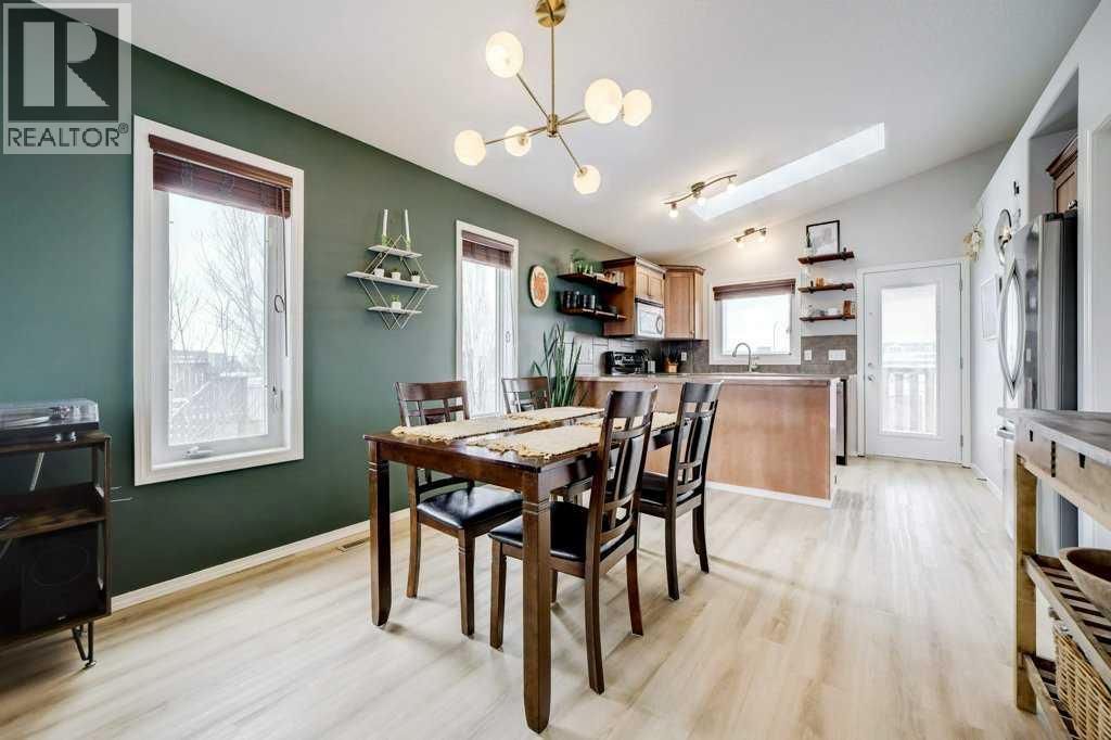 343 Silkstone Cove W, Lethbridge, Alberta  T1J 2A3 - Photo 10 - A2297503