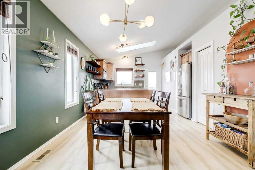 343 Silkstone Cove W, Lethbridge, Alberta  T1J 2A3 - Photo 12 - A2297503