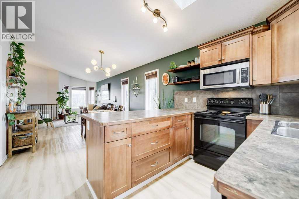 343 Silkstone Cove W, Lethbridge, Alberta  T1J 2A3 - Photo 15 - A2297503