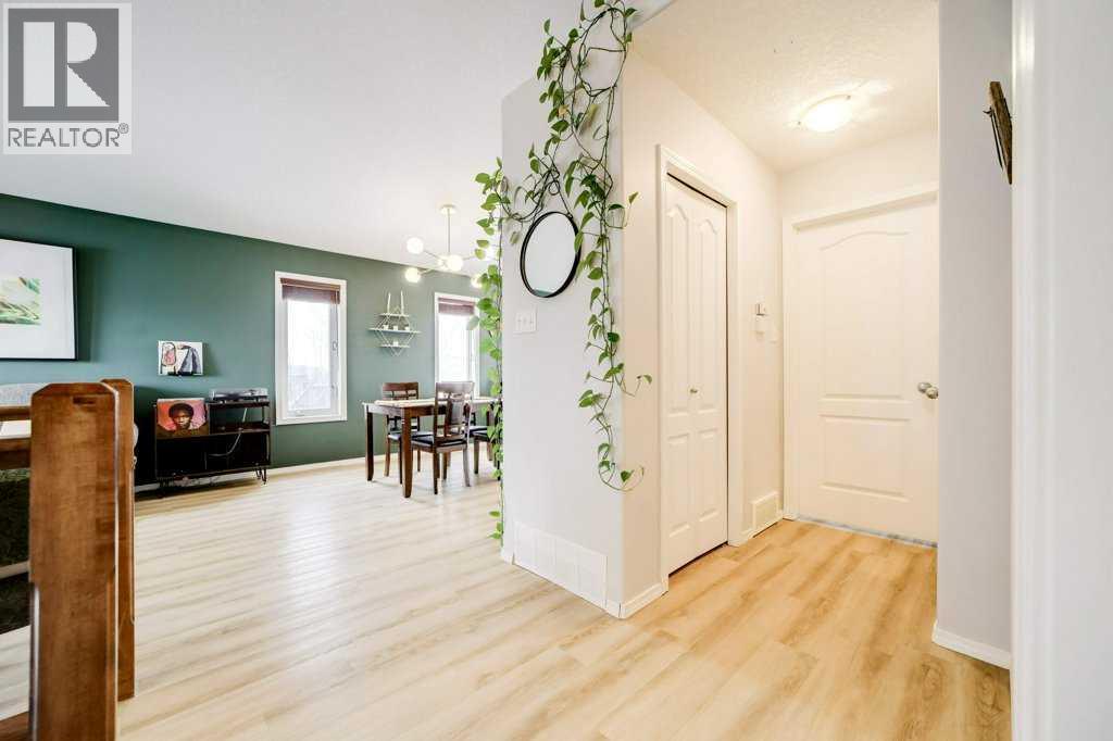 343 Silkstone Cove W, Lethbridge, Alberta  T1J 2A3 - Photo 18 - A2297503