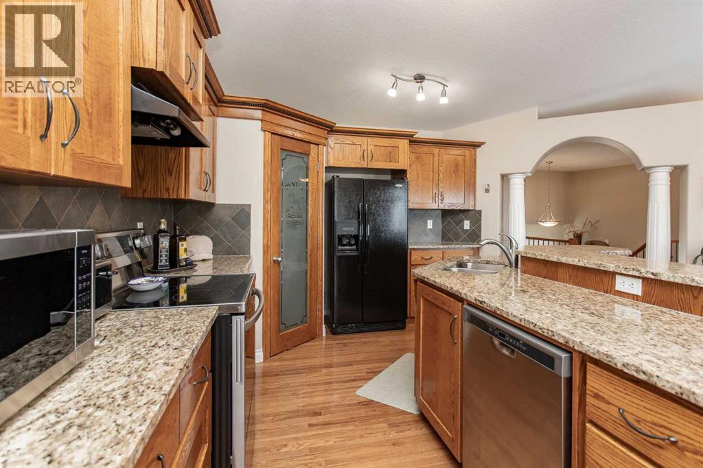 4018 40 Streetclose, Ponoka, Alberta  T4J 0A7 - Photo 5 - A2297585