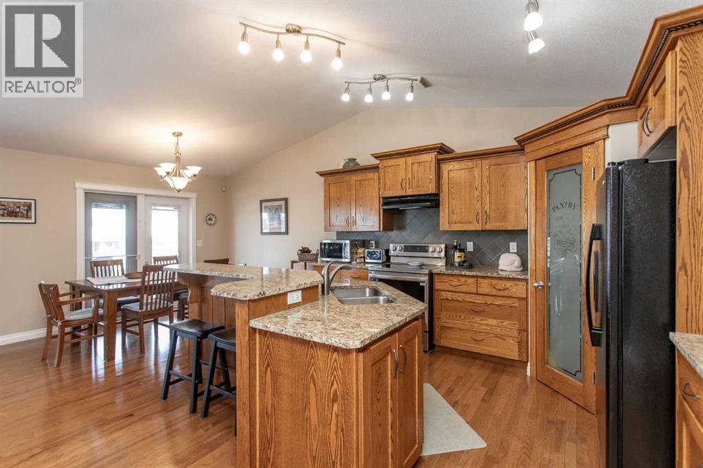 4018 40 Streetclose, Ponoka, Alberta  T4J 0A7 - Photo 11 - A2297585