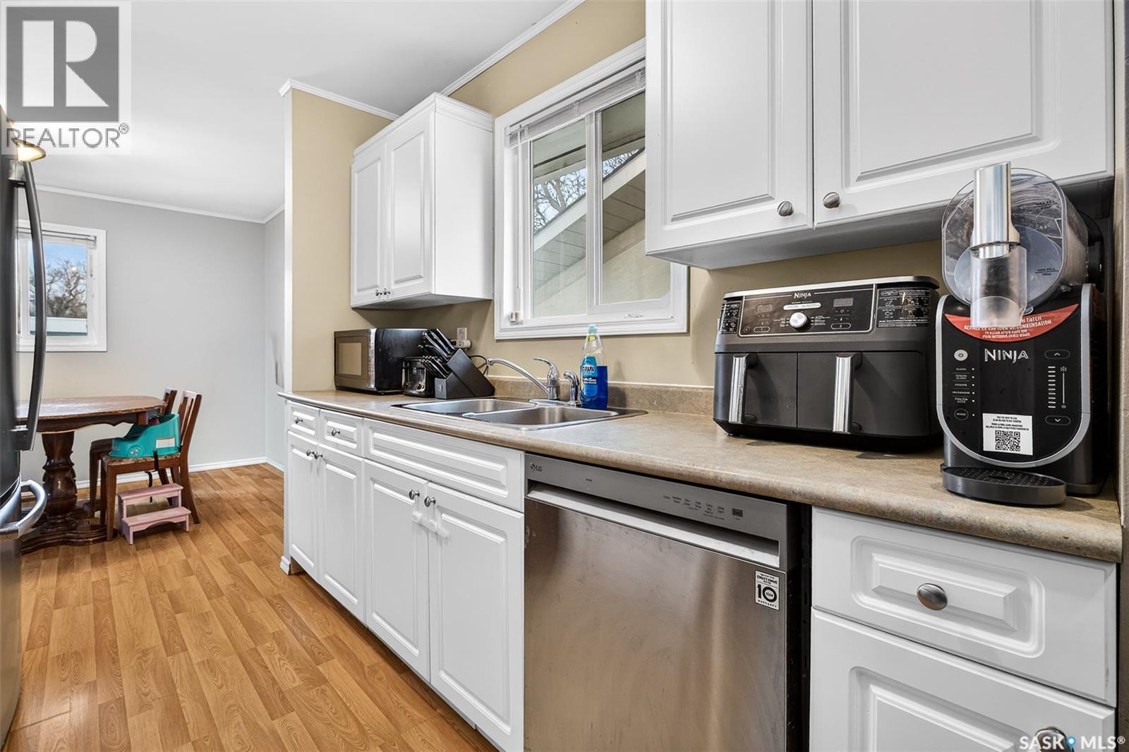 1123 Athabasca Street W, Moose Jaw, Saskatchewan  S6H 2E8 - Photo 12 - SK032047