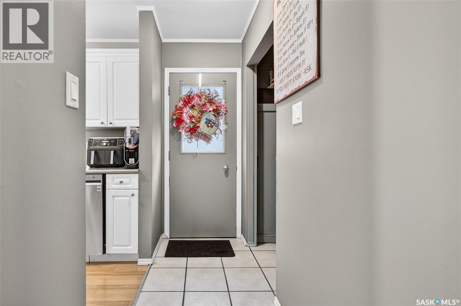 1123 Athabasca Street W, Moose Jaw, Saskatchewan  S6H 2E8 - Photo 13 - SK032047