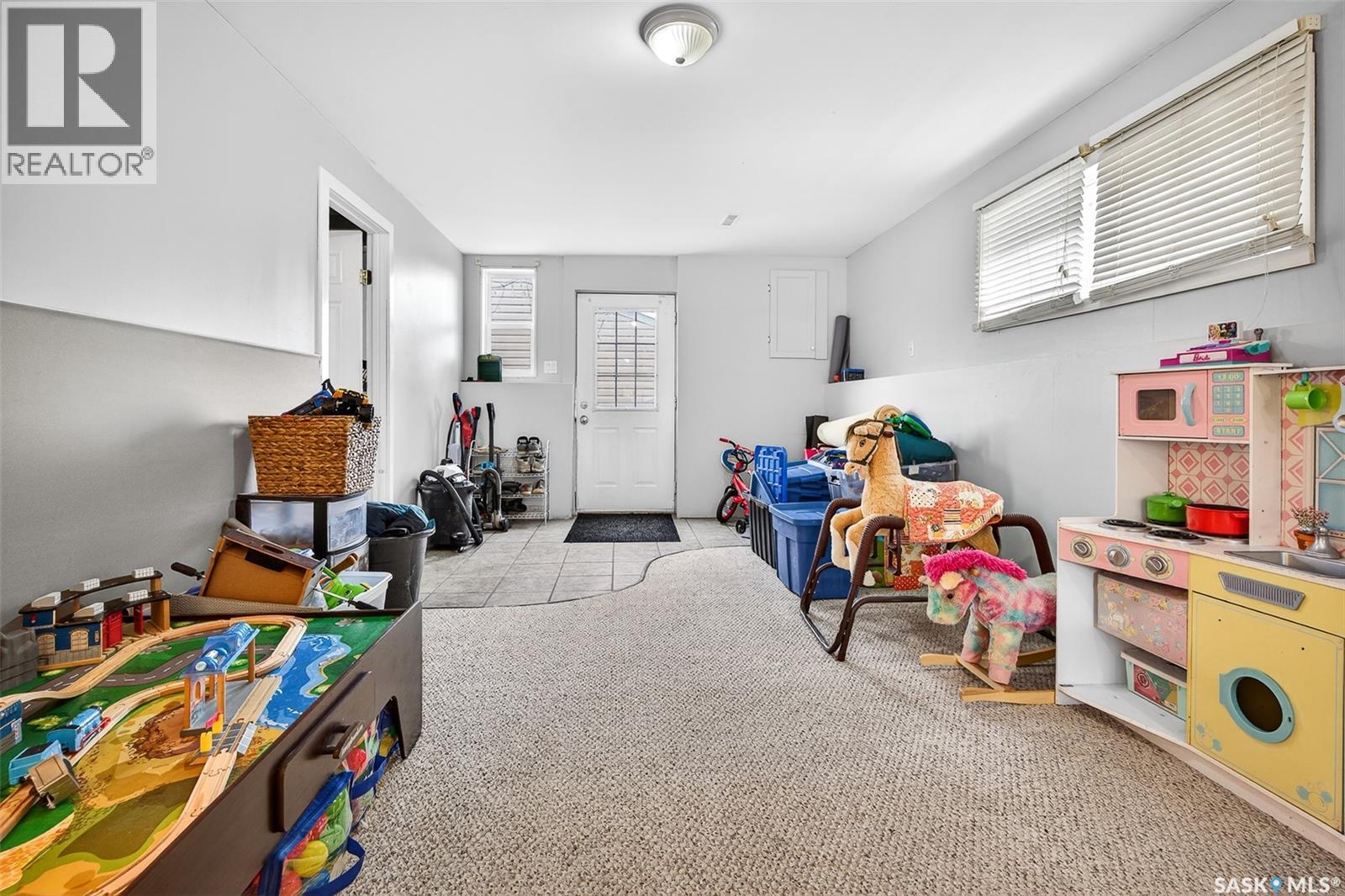 1123 Athabasca Street W, Moose Jaw, Saskatchewan  S6H 2E8 - Photo 22 - SK032047