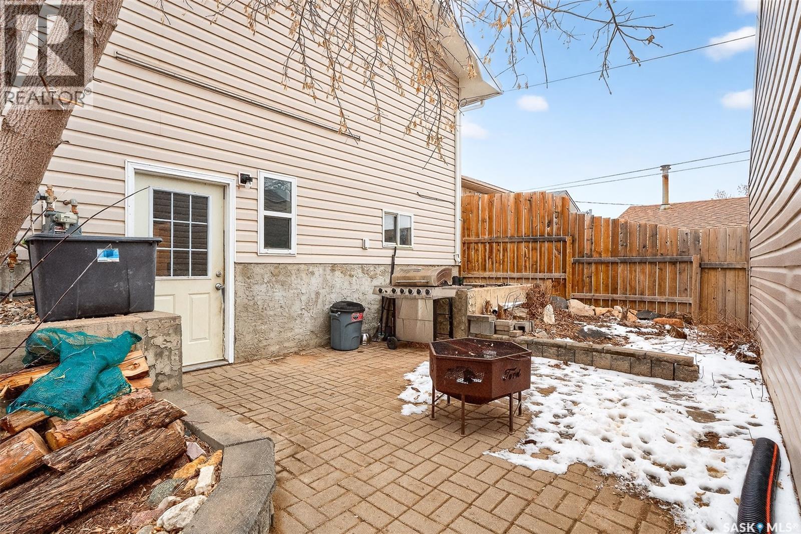 1123 Athabasca Street W, Moose Jaw, Saskatchewan  S6H 2E8 - Photo 29 - SK032047