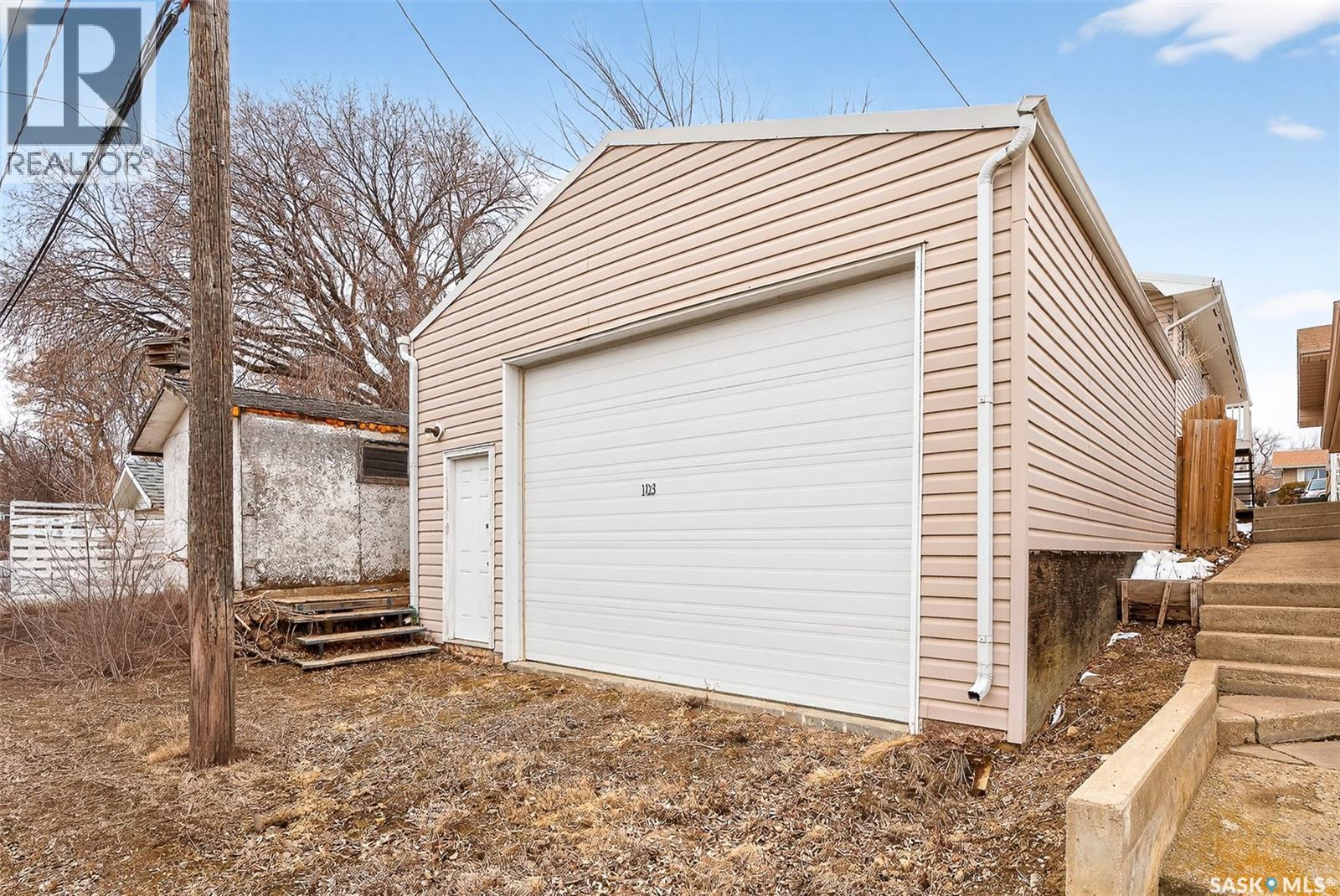 1123 Athabasca Street W, Moose Jaw, Saskatchewan  S6H 2E8 - Photo 31 - SK032047