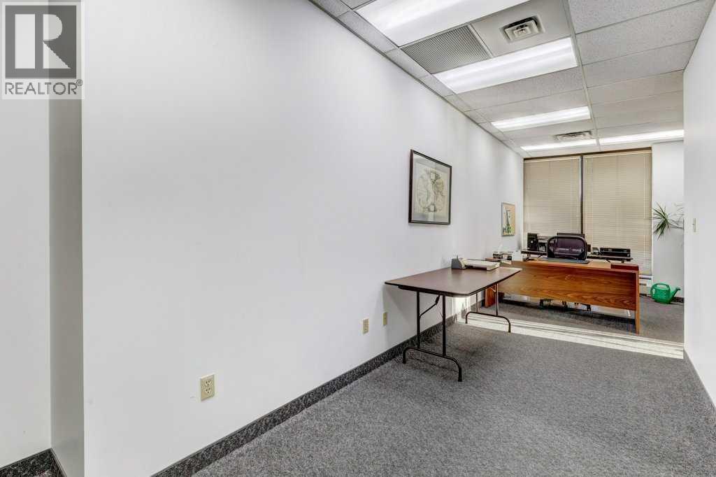 204, 4603 Varsity Drive Nw, Calgary, Alberta T3A 2V7 - Photo 4 - A2267229