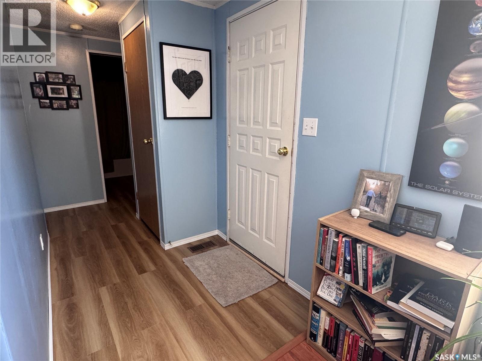 1111 Riese Drive, La Ronge, Saskatchewan  S0J 1L0 - Photo 25 - SK032031