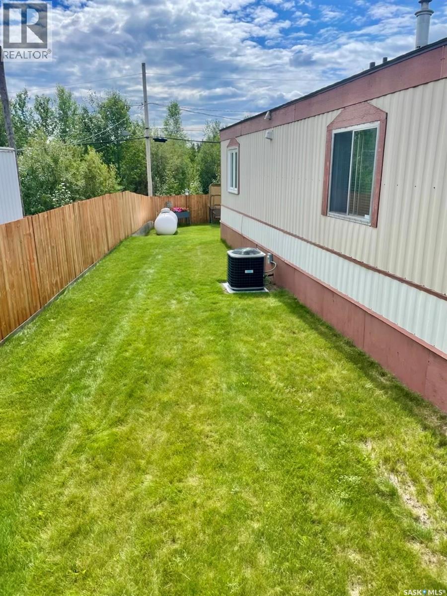 1111 Riese Drive, La Ronge, Saskatchewan  S0J 1L0 - Photo 33 - SK032031