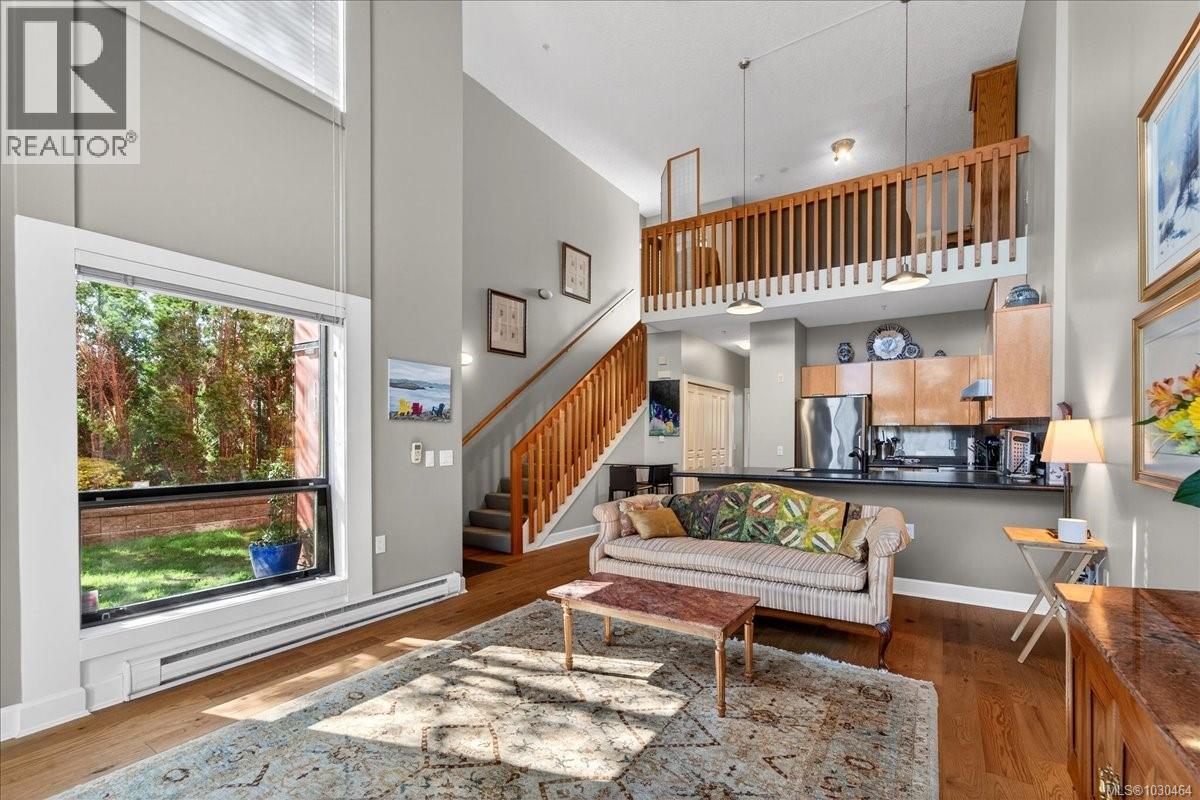 111 880 Short St, Saanich, British Columbia  V8X 2V5 - Photo 8 - 1030464