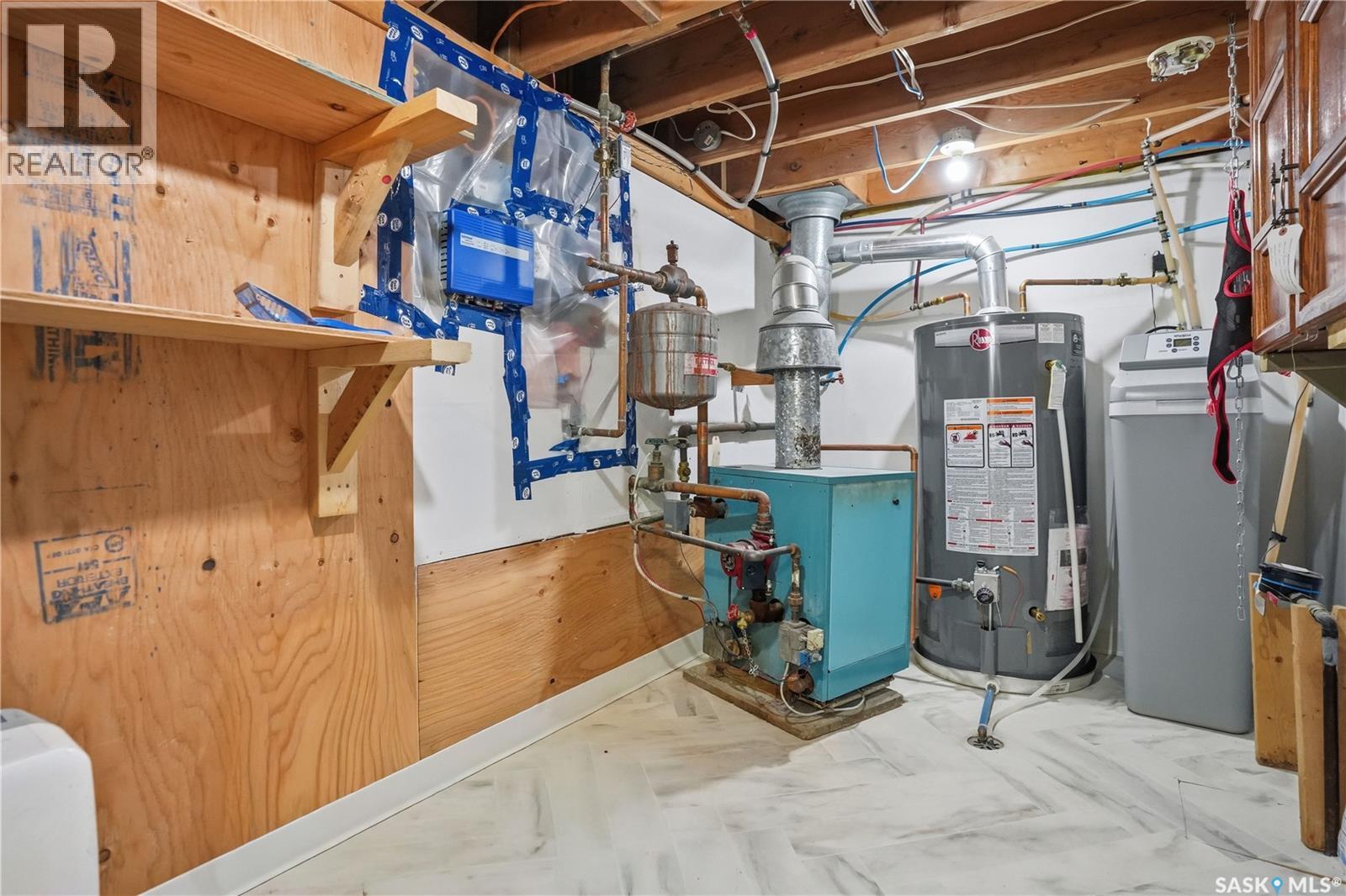 1643 General Crescent, Moose Jaw, Saskatchewan  S6H 6M2 - Photo 46 - SK032006