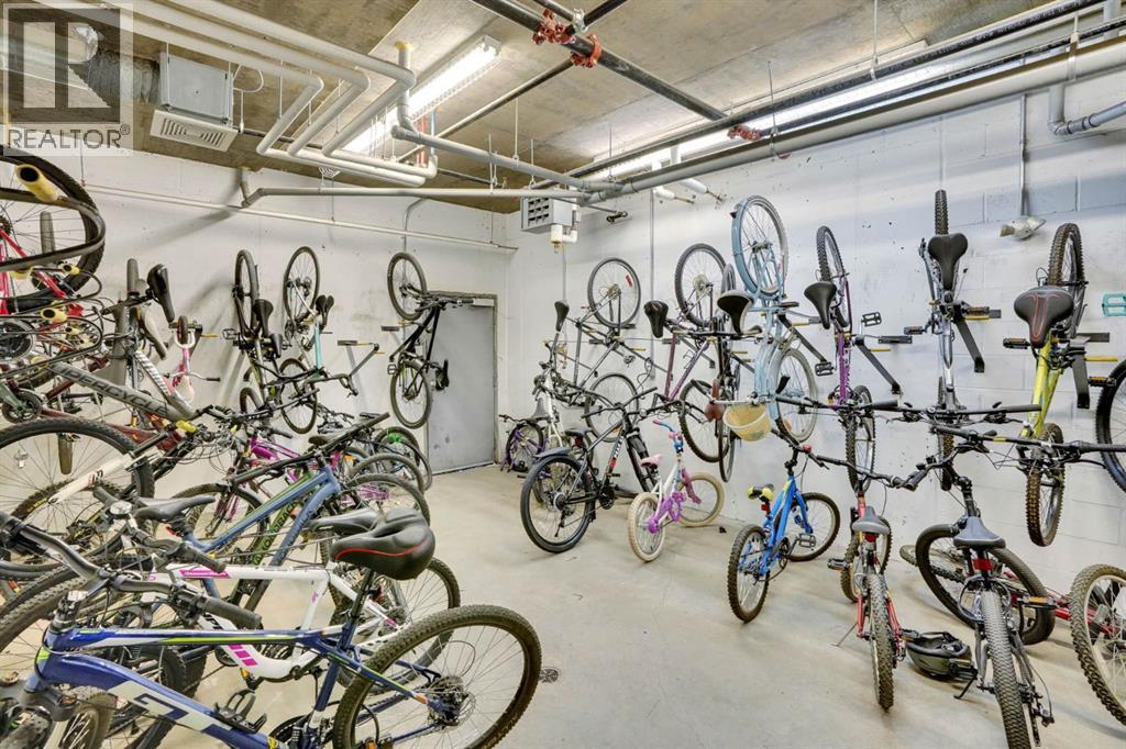 228, 10 Westpark Link Sw, Calgary, Alberta  T3H 0Y5 - Photo 32 - A2298732