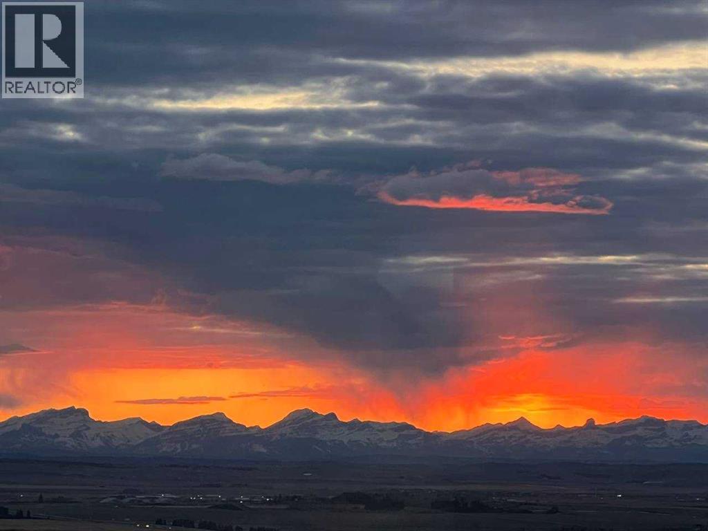 74 Artists View Drive, Rural Rocky View County, Alberta  T3Z 3N4 - Photo 2 - A2298747