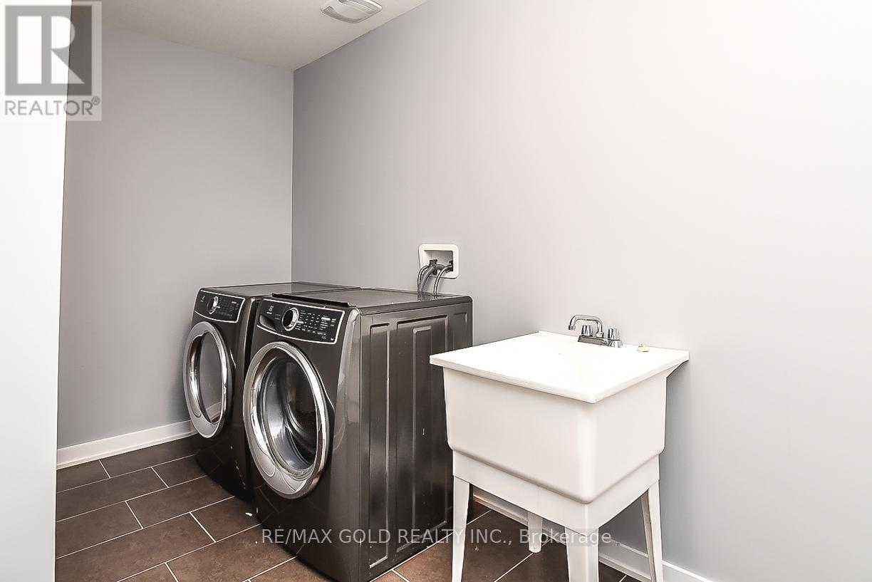 206 Crafter Crescent, Hamilton, Ontario  L8J 0J1 - Photo 20 - X12955834