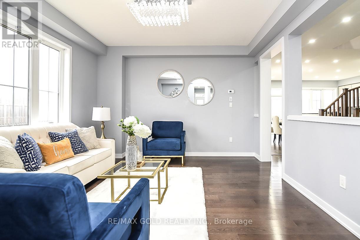 206 Crafter Crescent, Hamilton, Ontario  L8J 0J1 - Photo 5 - X12955834