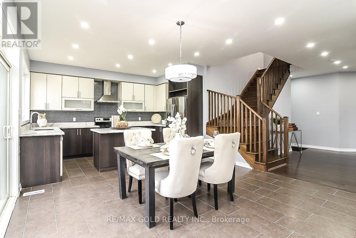 206 Crafter Crescent, Hamilton, Ontario  L8J 0J1 - Photo 7 - X12955834