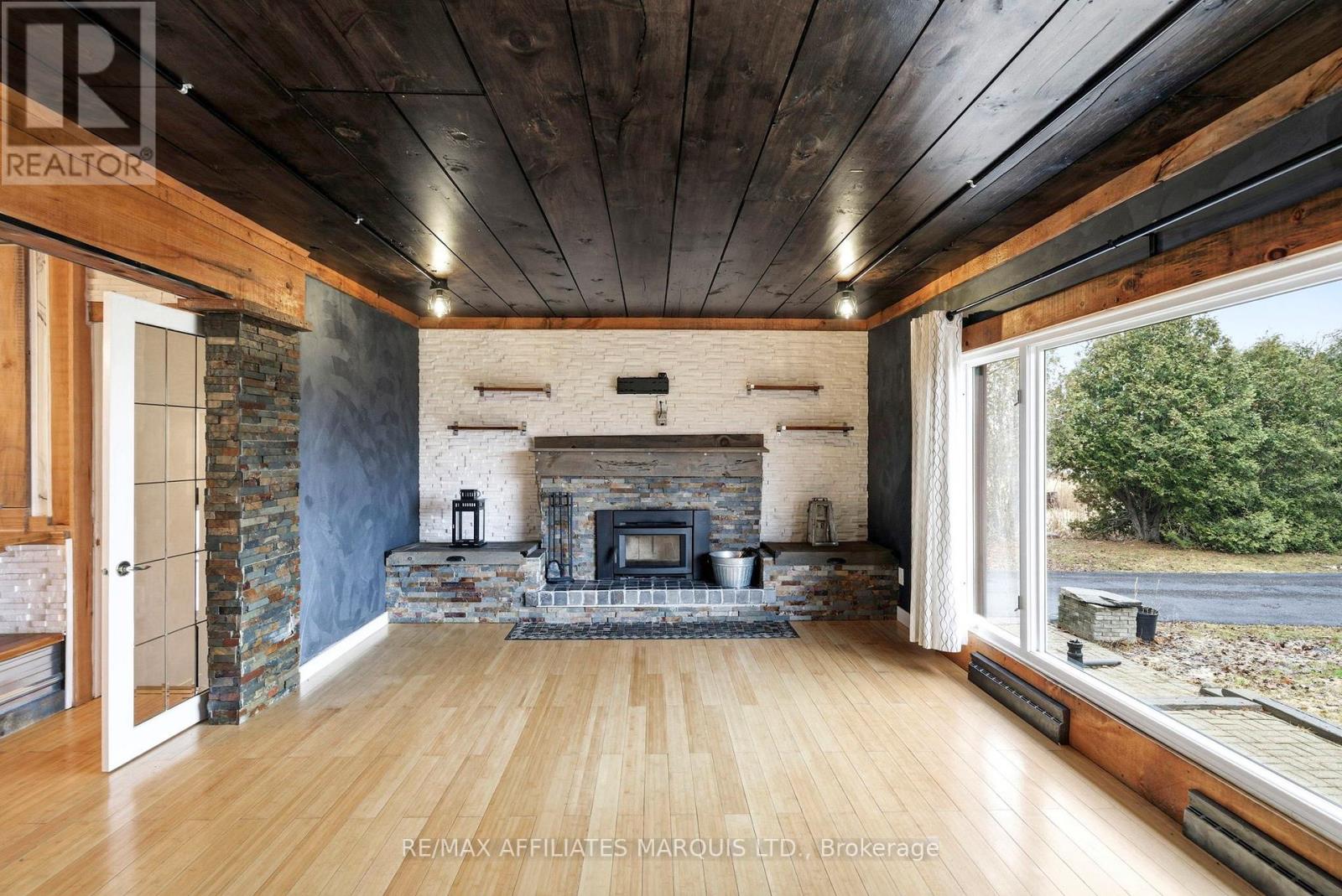 5083 Aultsville Road, South Stormont, Ontario  K0C 1M0 - Photo 13 - X12955528