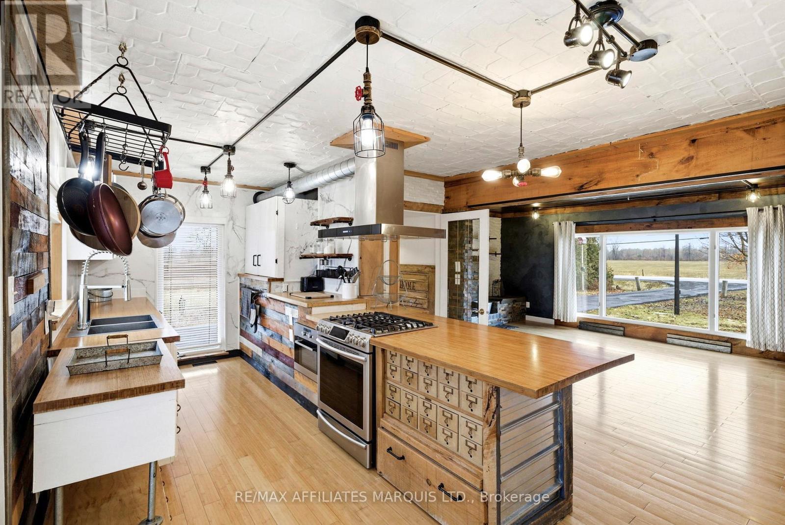 5083 Aultsville Road, South Stormont, Ontario  K0C 1M0 - Photo 22 - X12955528