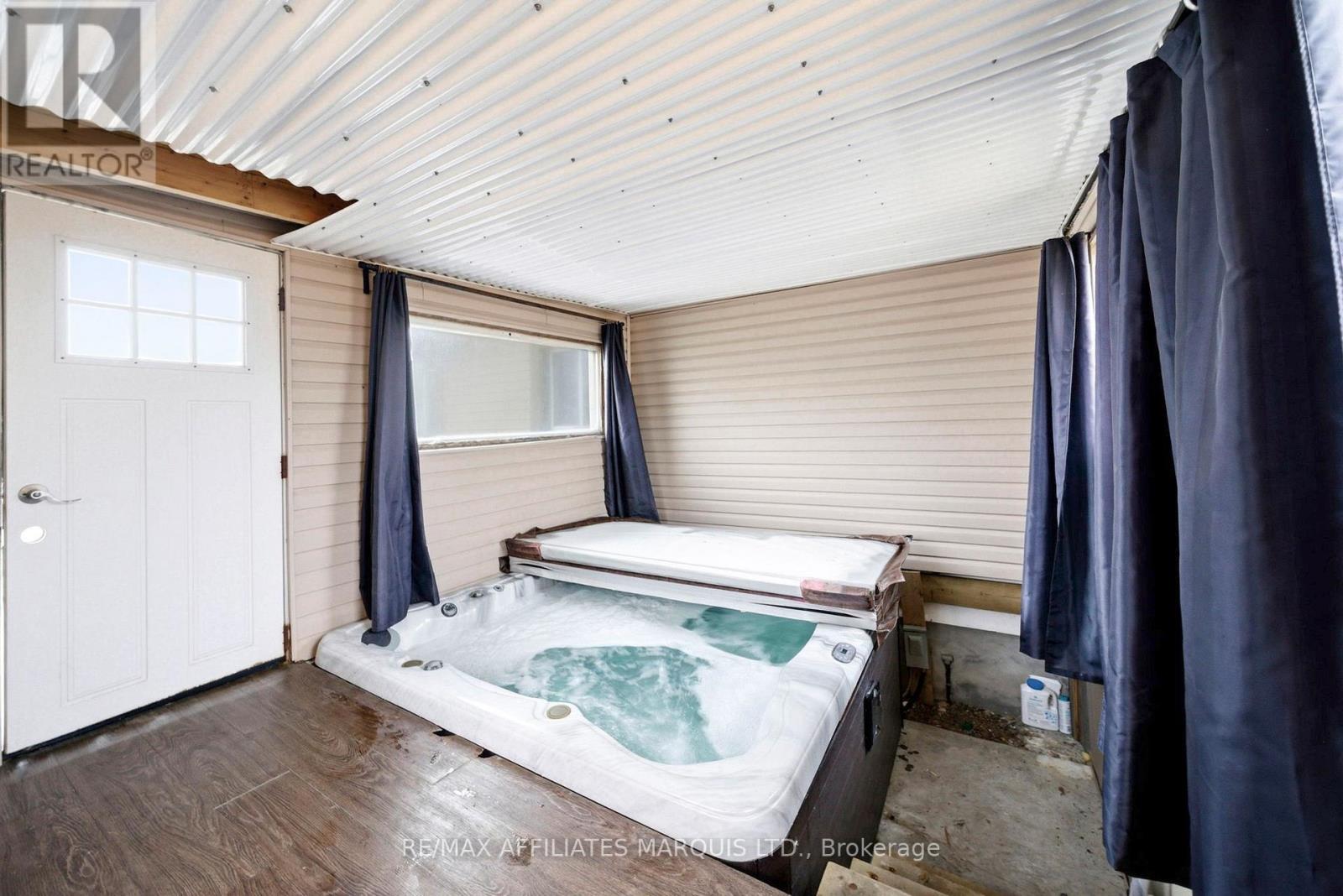 5083 Aultsville Road, South Stormont, Ontario  K0C 1M0 - Photo 43 - X12955528