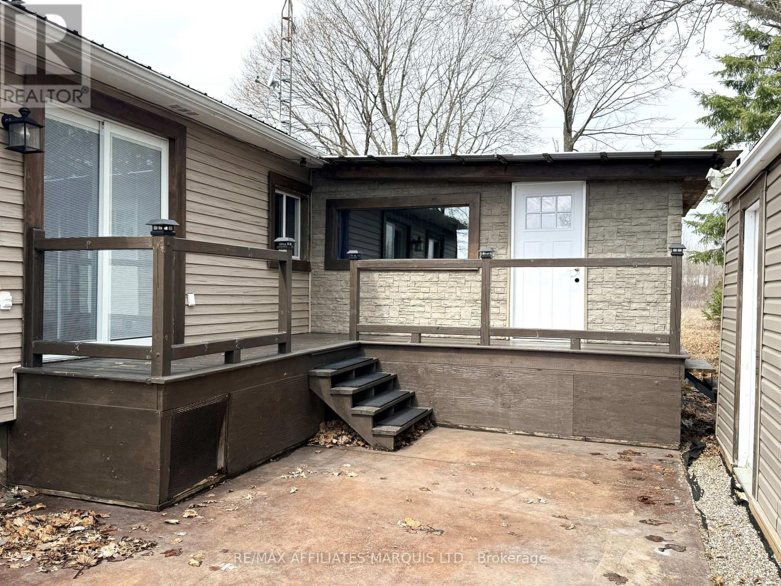 5083 Aultsville Road, South Stormont, Ontario  K0C 1M0 - Photo 5 - X12955528