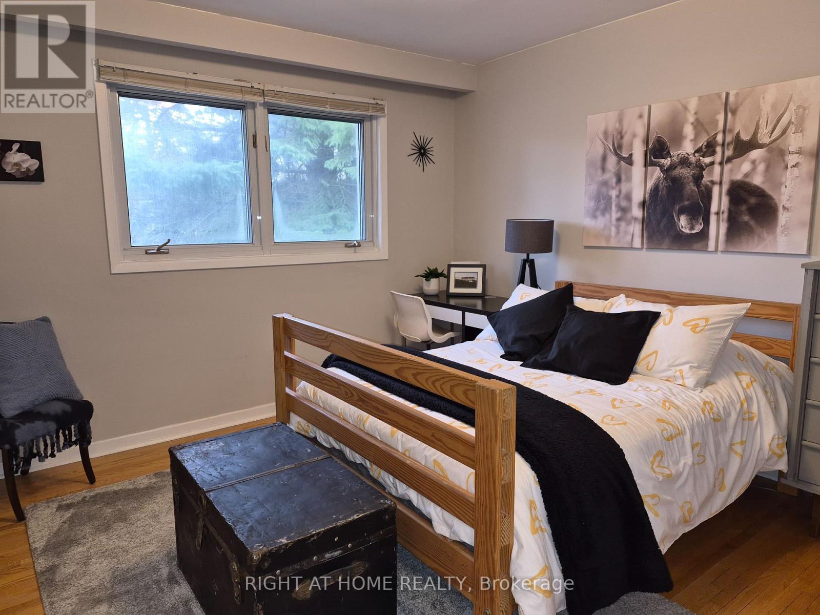 18 Gallacher Avenue, Richmond Hill, Ontario  L4E 2Y2 - Photo 8 - N12857878