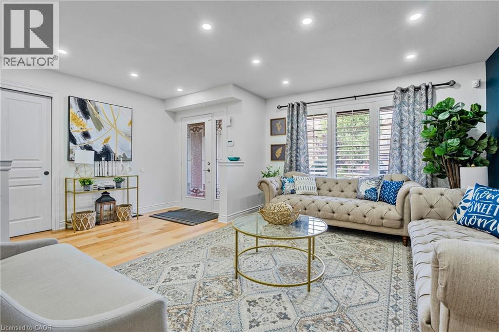 52 Clare Avenue, Welland, Ontario  L3C 0B7 - Photo 5 - 40817572