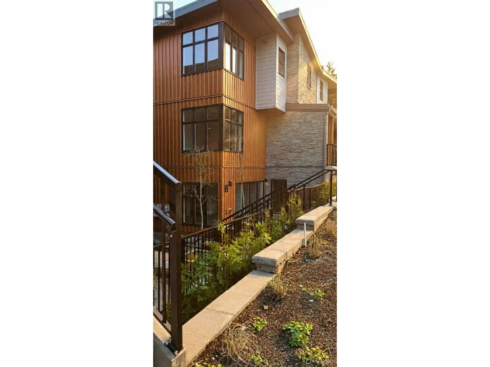 B2g1 464 Eaglecrest Drive, Gibsons, British Columbia  V0N 1V9 - Photo 7 - R3105957