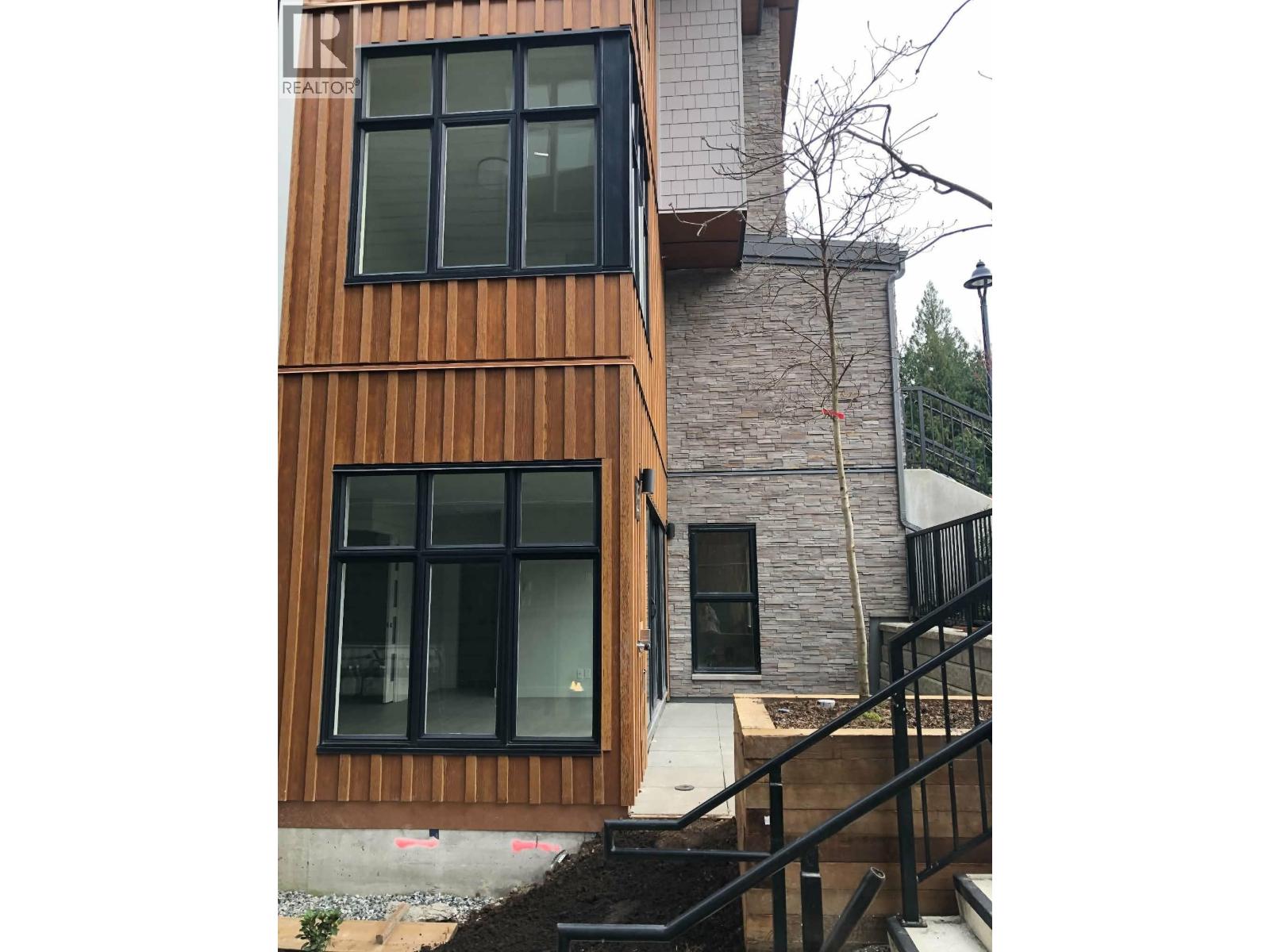 B2g1 464 Eaglecrest Drive, Gibsons, British Columbia  V0N 1V9 - Photo 5 - R3105957