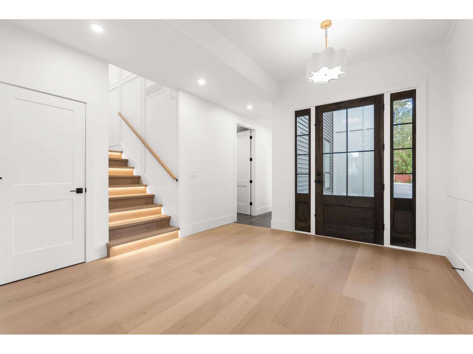 23709 40 Avenue, Langley, British Columbia  V2Z 2J9 - Photo 2 - R3105600