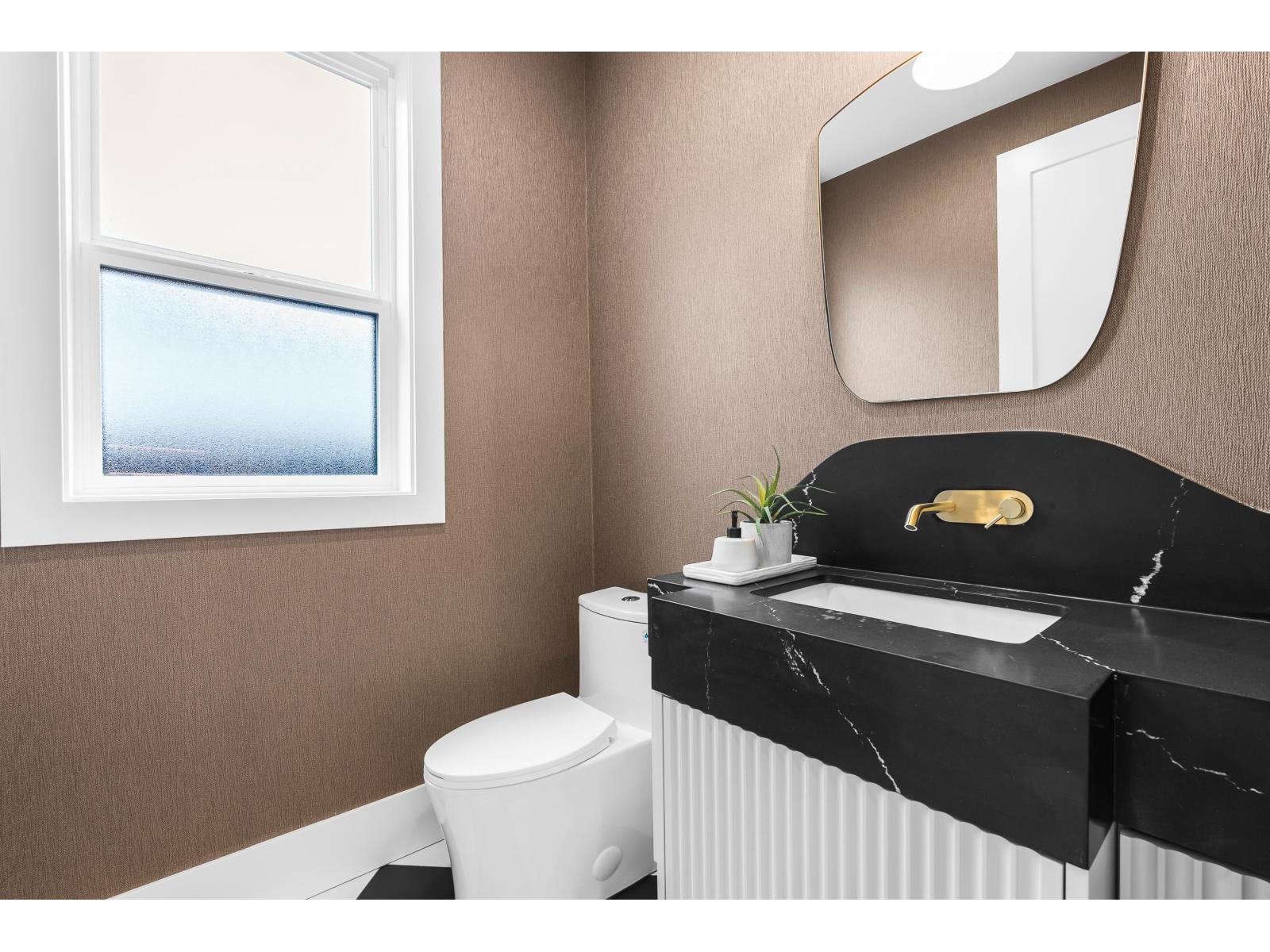 23709 40 Avenue, Langley, British Columbia  V2Z 2J9 - Photo 4 - R3105600