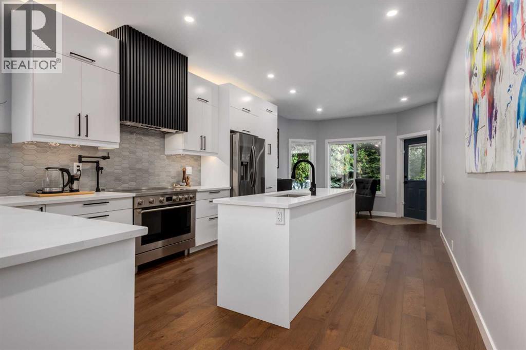 3223 Signal Hill Drive SW, Calgary, Alberta  T3H 3T4 - Photo 4 - A2297623