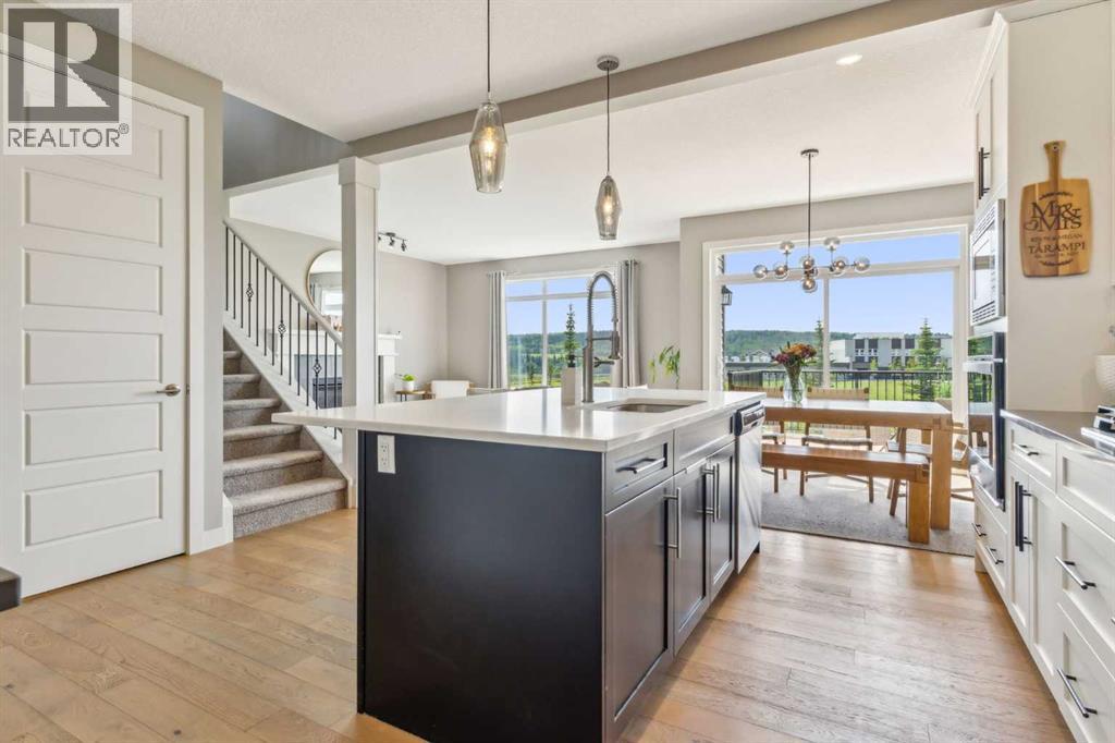 128 Sundown View, Cochrane, Alberta  T4C 2N9 - Photo 7 - A2298637