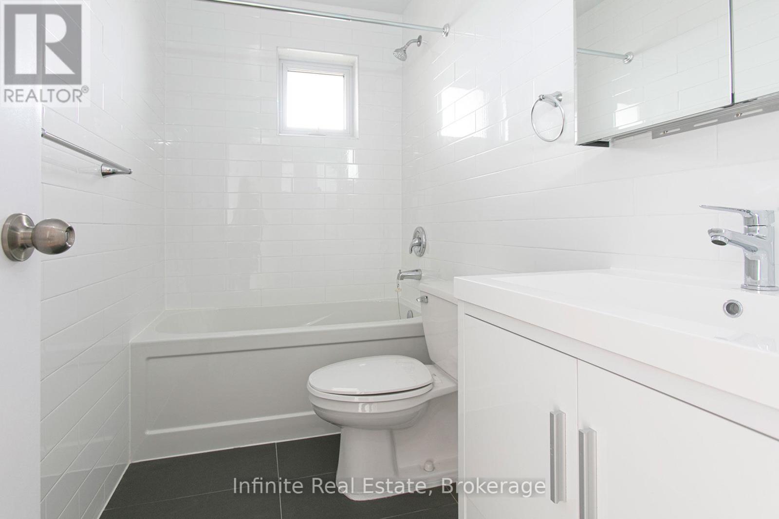 806 - 666 Spadina Avenue, Toronto, Ontario  M5S 2H7 - Photo 7 - C12891574