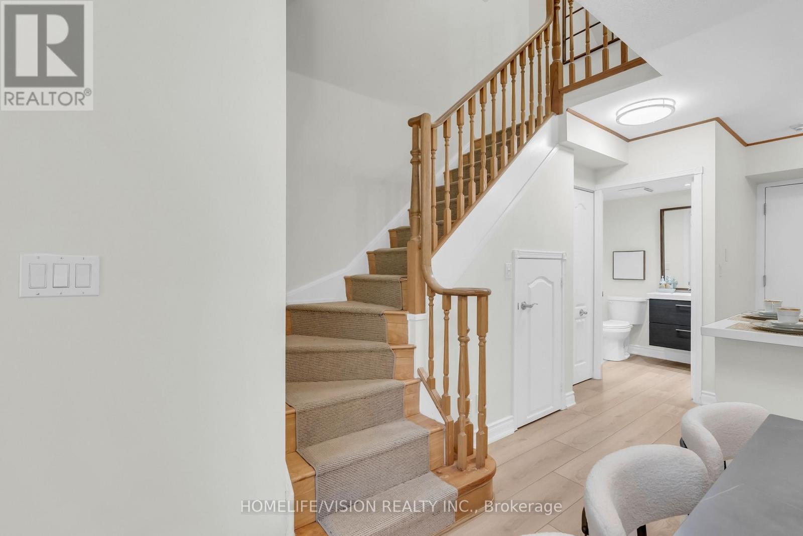 1229 - 28 Sommerset Way, Toronto, Ontario  M2N 6W7 - Photo 12 - C12946788