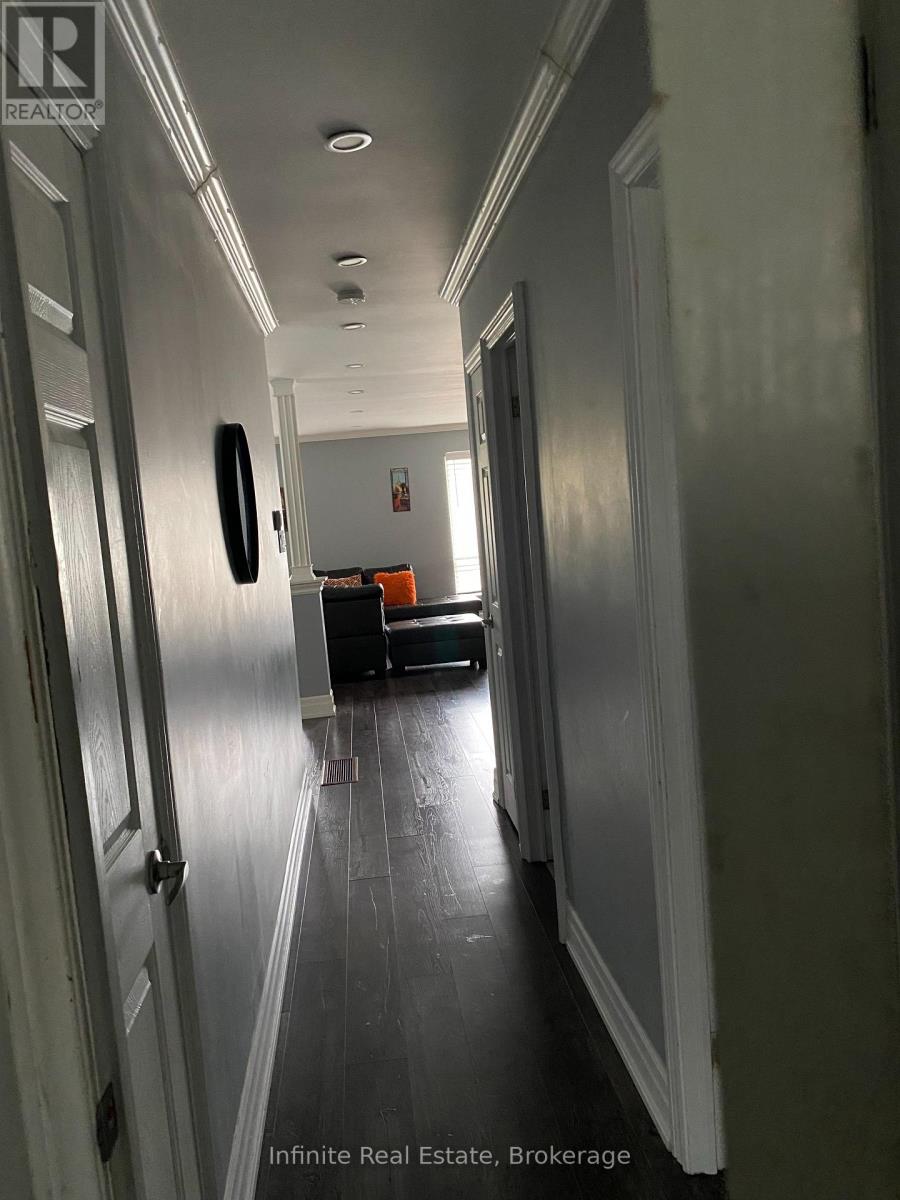 122 Parkview Drive, Orangeville, Ontario L9W 3J3 - Photo 22 - W12475005