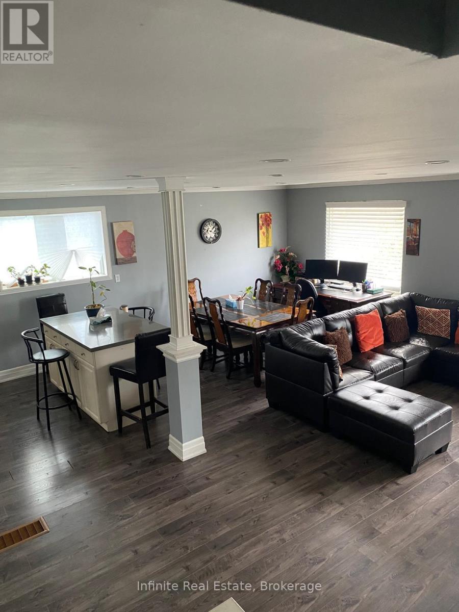 122 Parkview Drive, Orangeville, Ontario L9W 3J3 - Photo 6 - W12475005