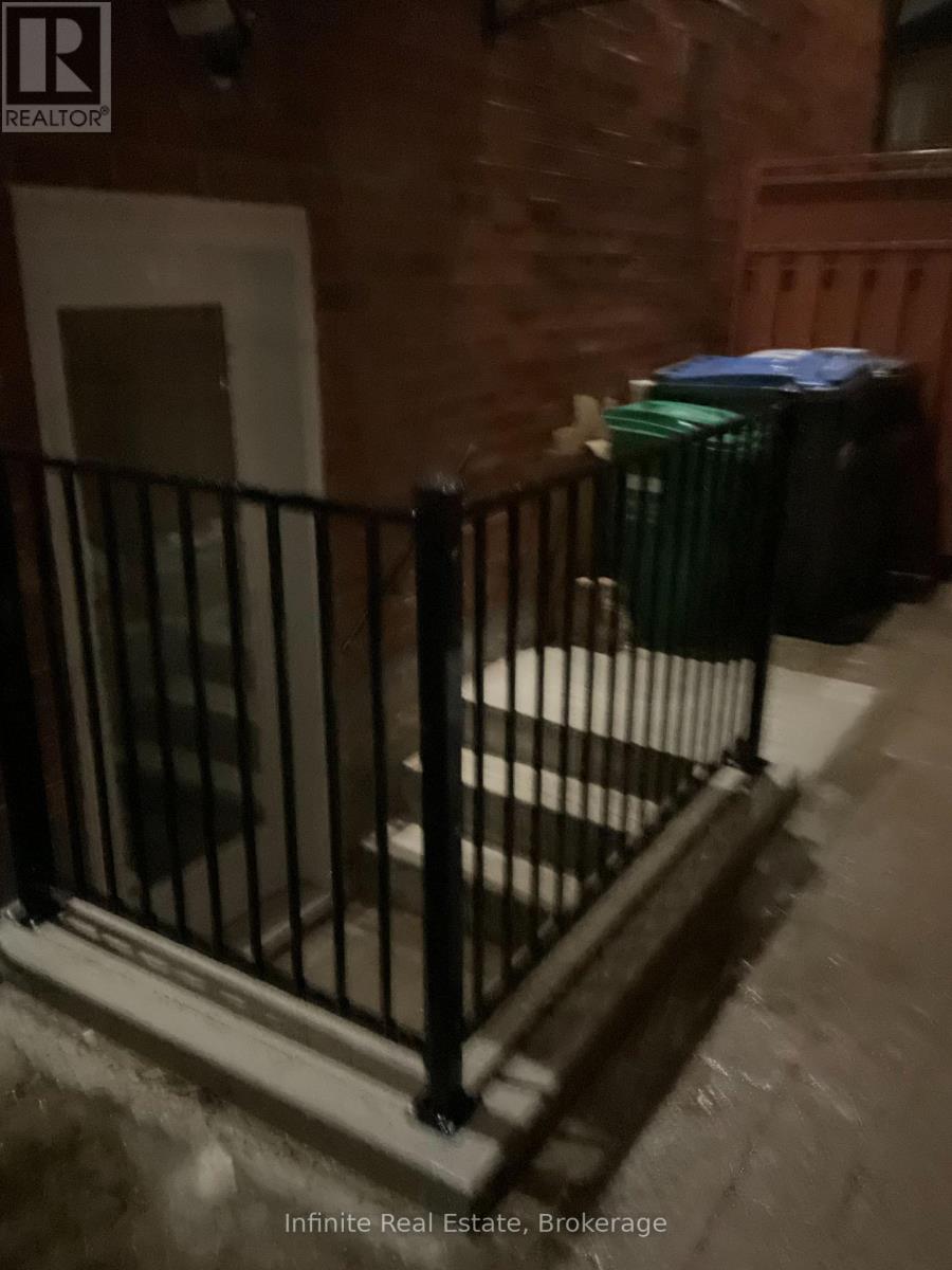 78 Starhill Crescent, Brampton, Ontario  L6R 2W1 - Photo 22 - W12724482