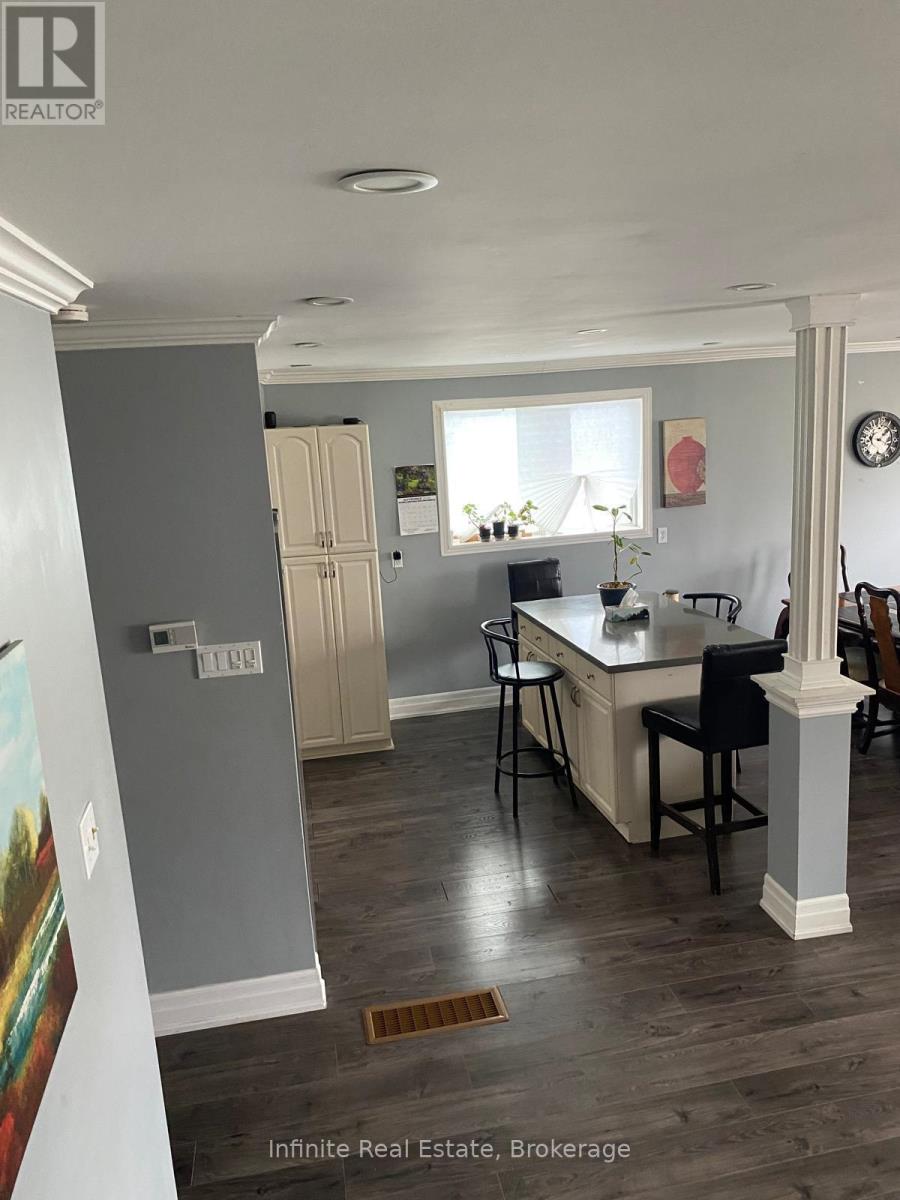 122 Parkview Drive, Orangeville, Ontario L9W 3J3 - Photo 11 - W12475005