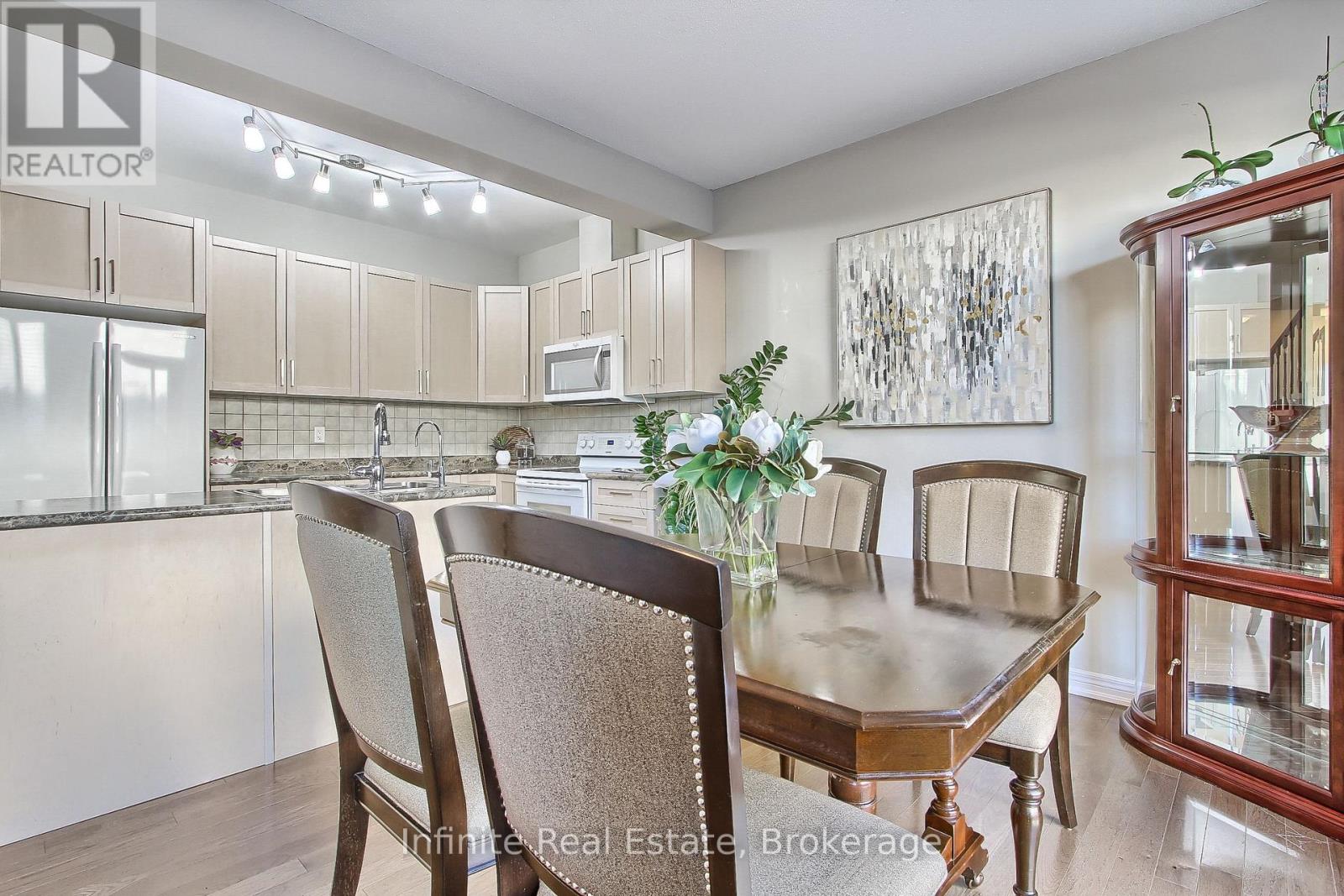 11 - 380 Lake Street, Grimsby, Ontario  L3M 0E8 - Photo 14 - X12700788