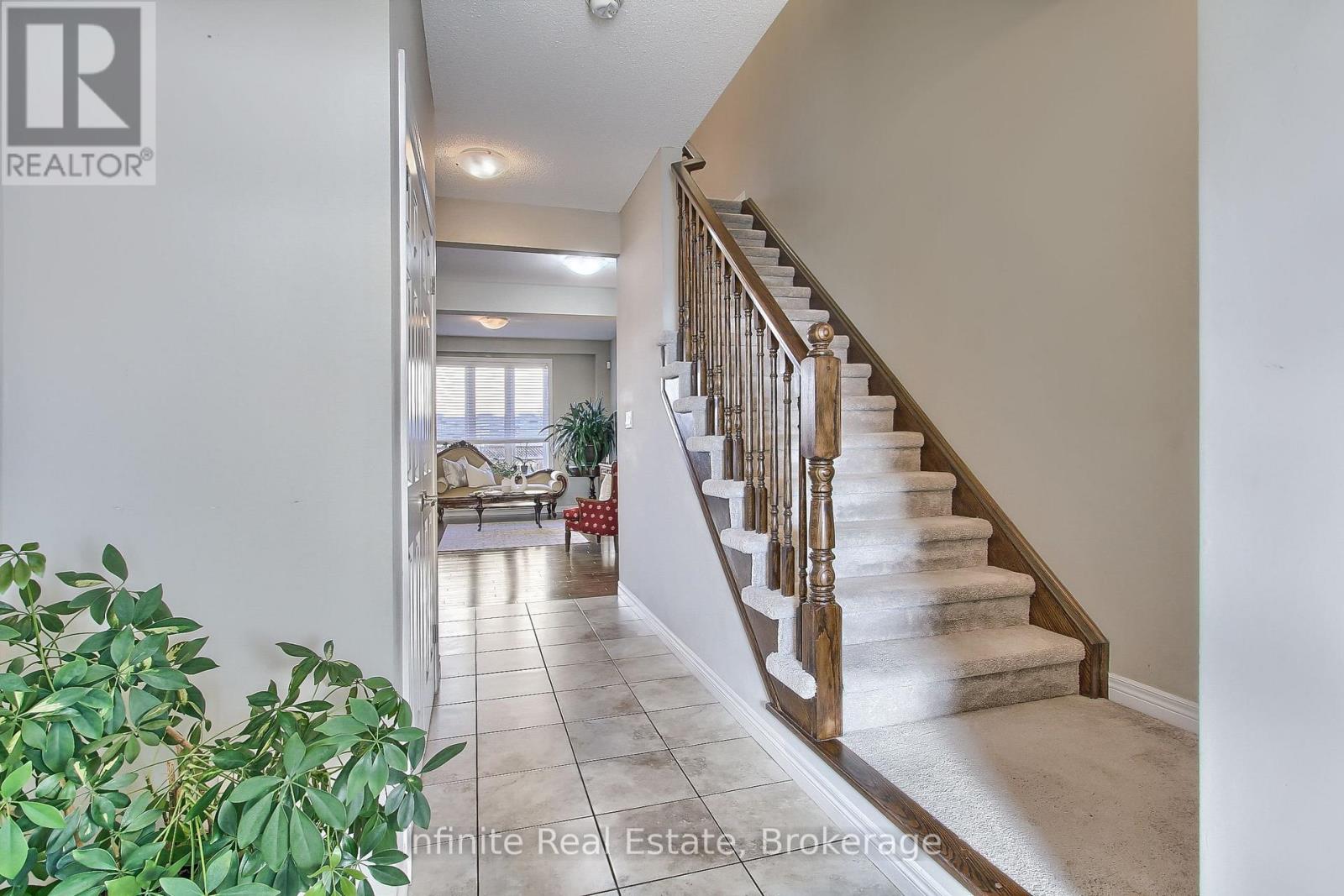 11 - 380 Lake Street, Grimsby, Ontario  L3M 0E8 - Photo 8 - X12700788