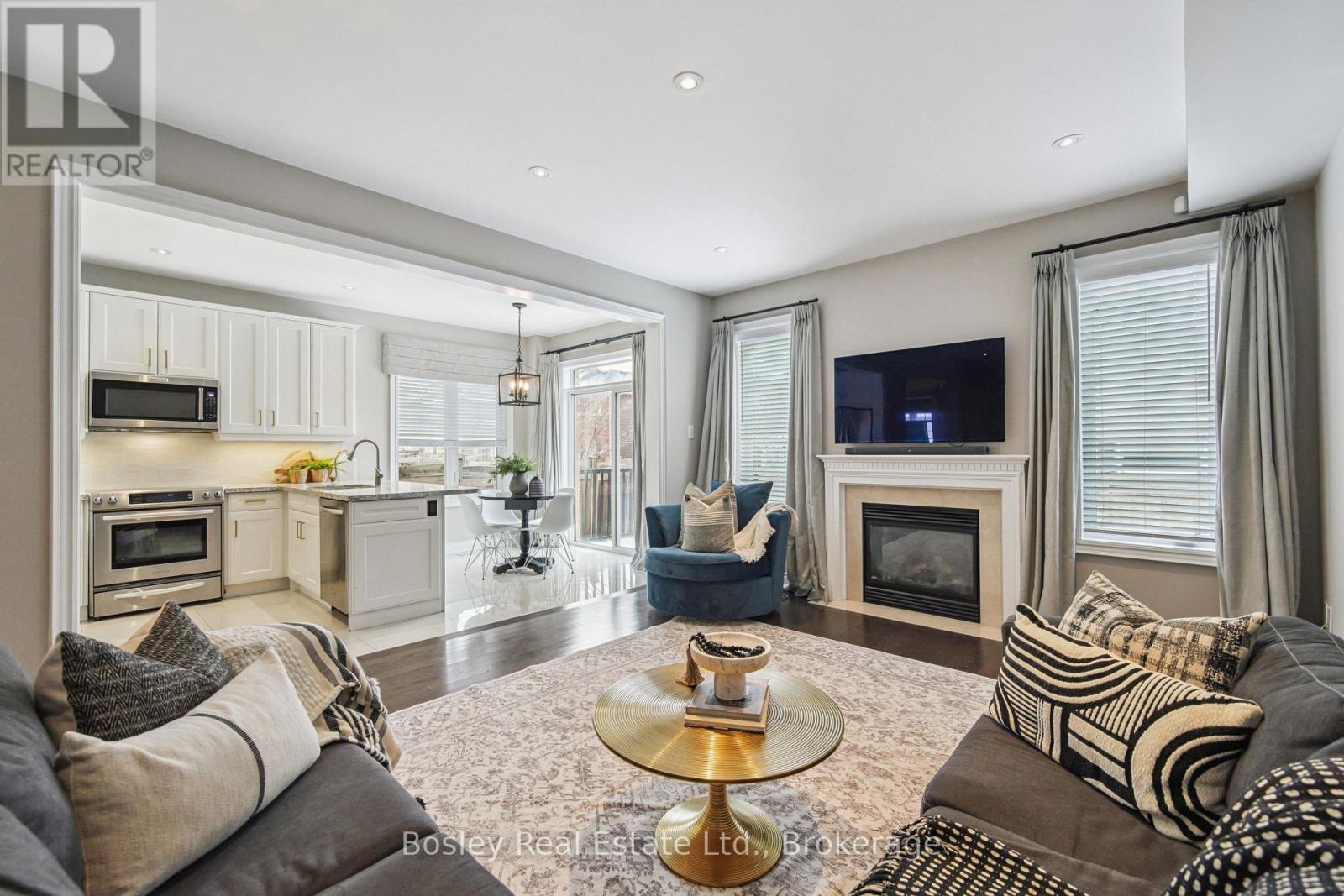 2343 Quetico Crescent, Oakville, Ontario  L6M 0R5 - Photo 8 - W12955938