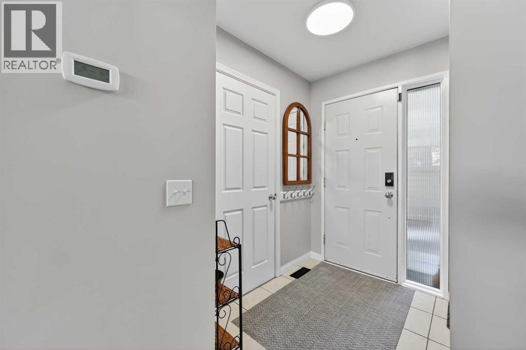 5, 111 Grier Terrace NE, Calgary, Alberta  T2K 5Y6 - Photo 2 - A2294550