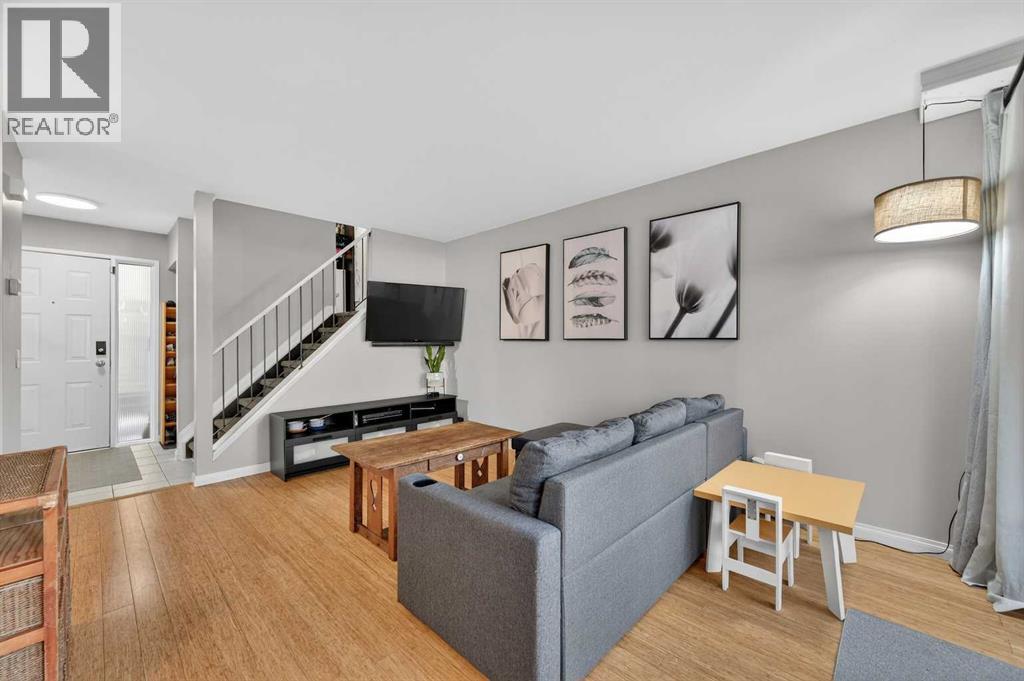 5, 111 Grier Terrace NE, Calgary, Alberta  T2K 5Y6 - Photo 6 - A2294550