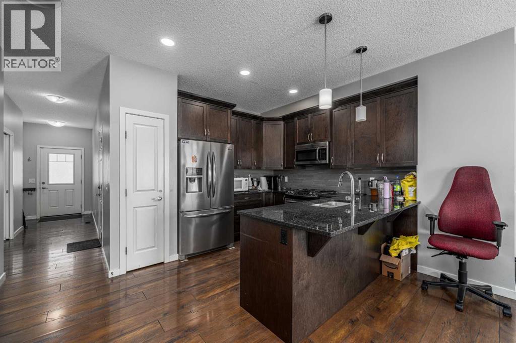 313 Hillcrest Road SW, Airdrie, Alberta  T4B 4K1 - Photo 7 - A2297458